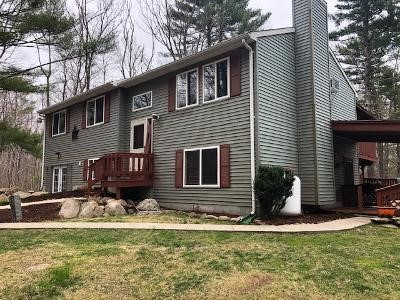 176 Hammet Road Coventry, RI 02816 - Photo 2 of 20