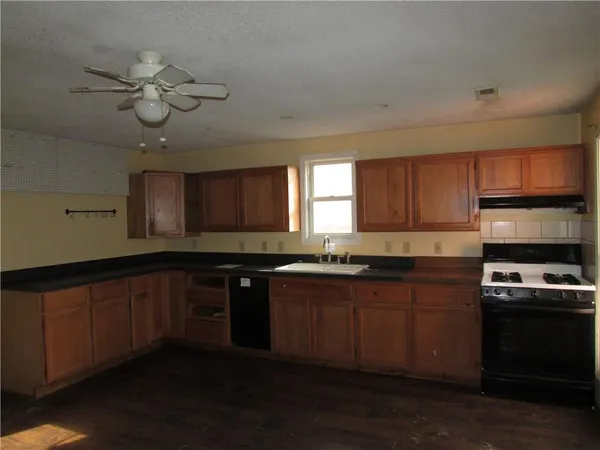 $56,000 | 517 Lincoln Avenue, Osawatomie, KS 66064