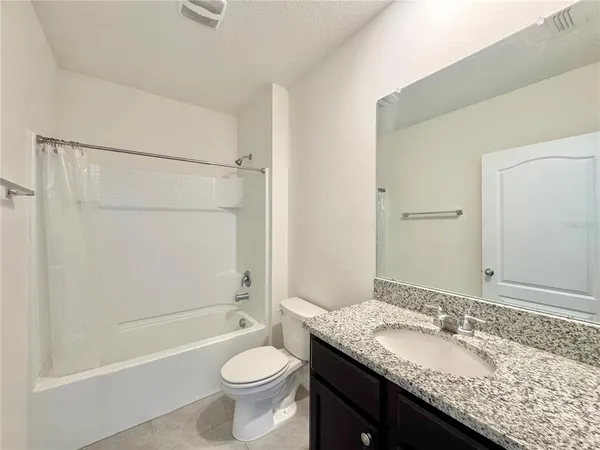 $2,000 | 632 Autumn Stream Drive, Auburndale, FL 33823