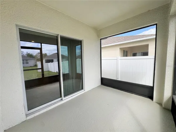 $2,000 | 632 Autumn Stream Drive, Auburndale, FL 33823