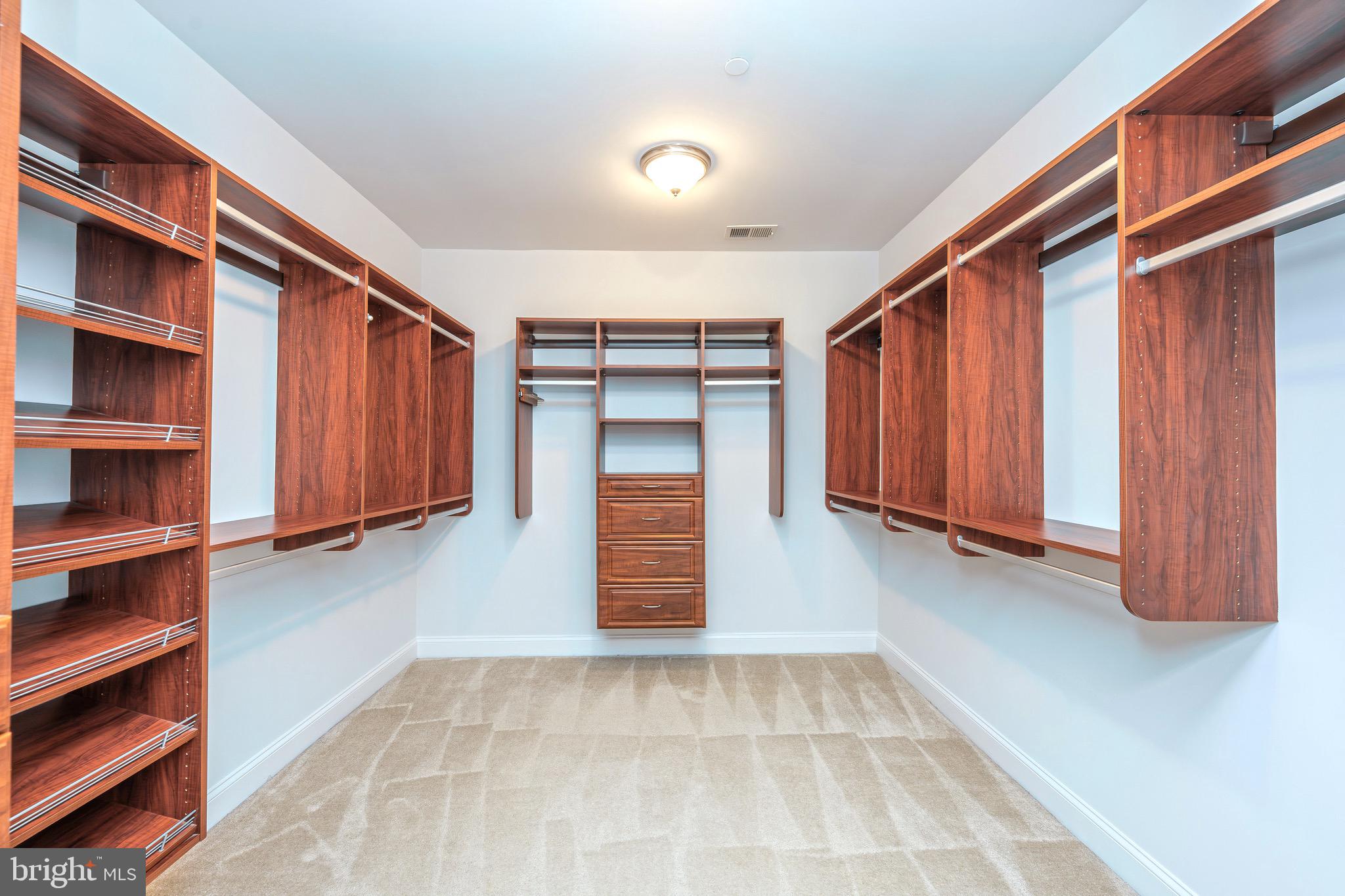 7004 Eastern Red Cedar Lane McLean, VA 22101 - Photo 23 of 37