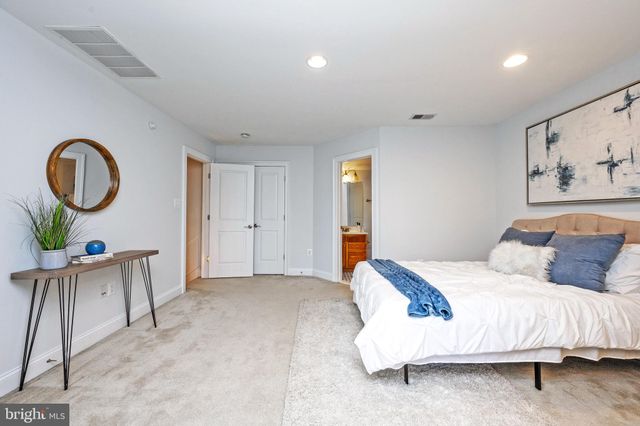 $1,320,000 | 7004 Eastern Red Cedar Lane, McLean, VA 22101