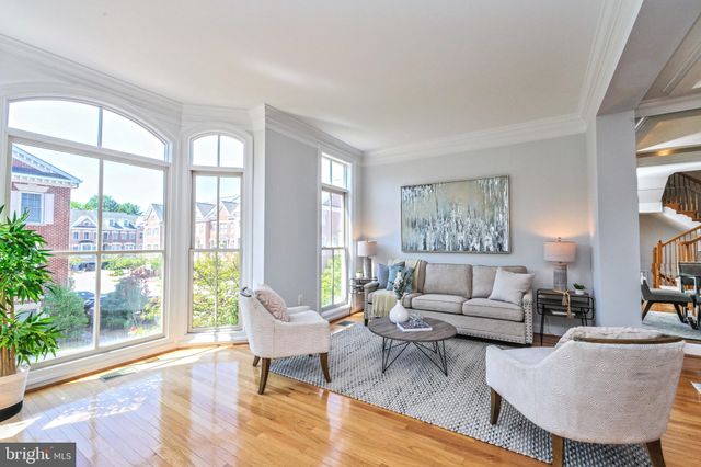 $1,320,000 | 7004 Eastern Red Cedar Lane, McLean, VA 22101