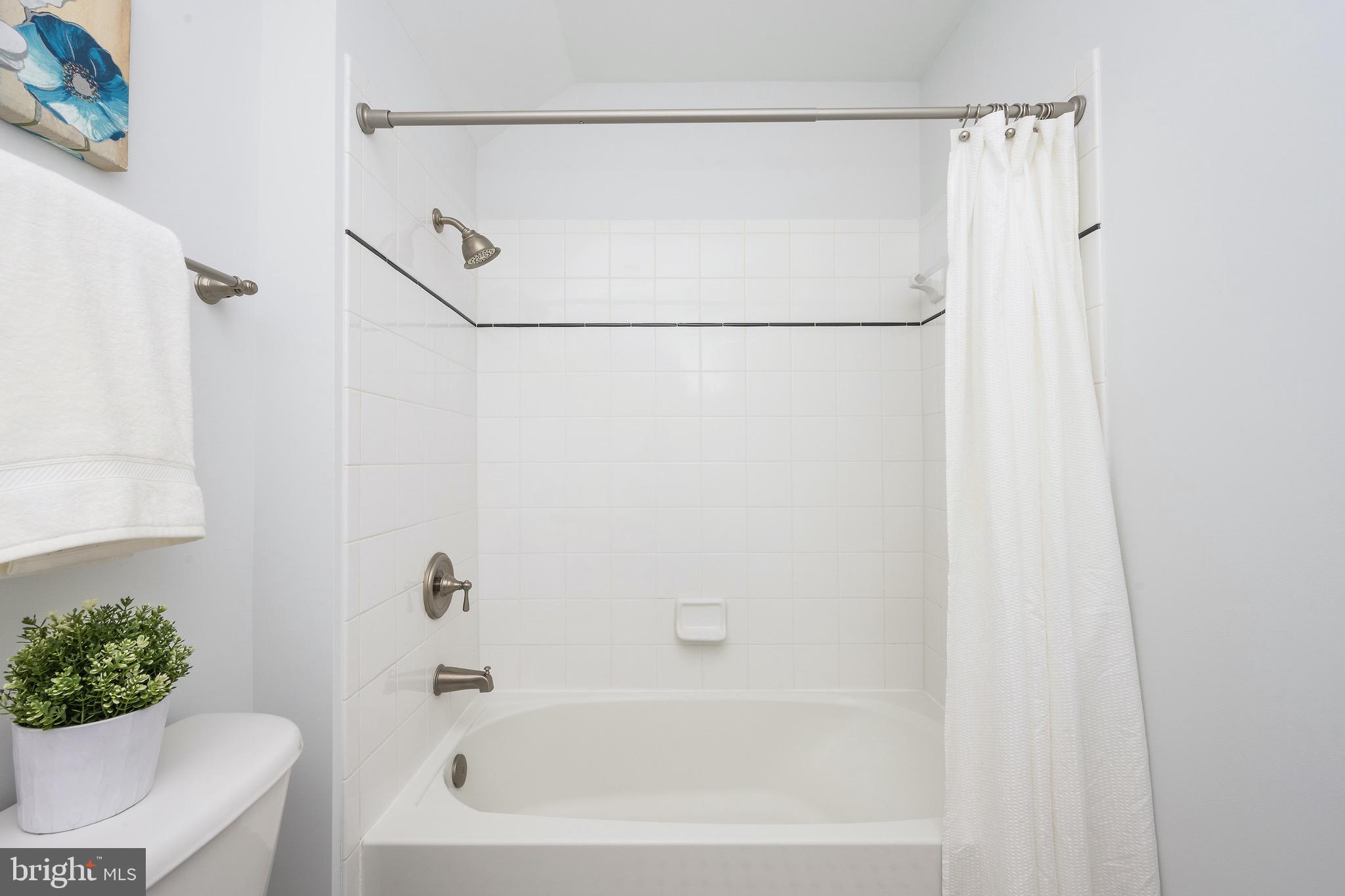 7004 Eastern Red Cedar Lane McLean, VA 22101 - Photo 32 of 37