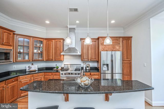 $1,320,000 | 7004 Eastern Red Cedar Lane, McLean, VA 22101