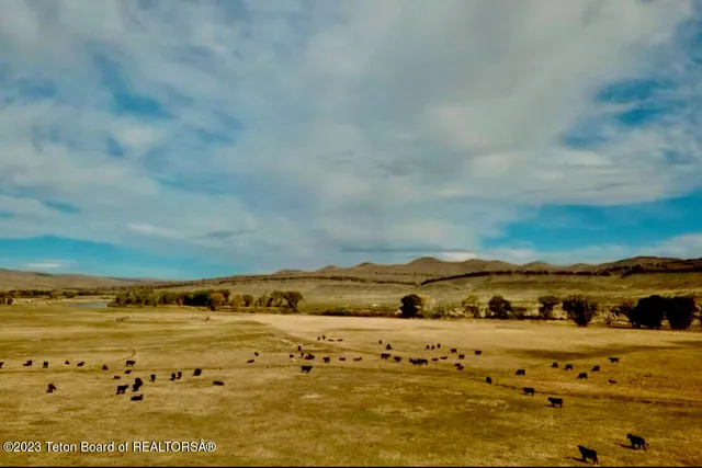 $14,950,000 | 475 County Rd 324, Sinclair, WY 82334