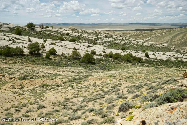 $14,950,000 | 475 County Rd 324, Sinclair, WY 82334