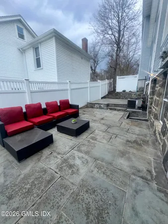 $4,200 | 6 Sherman Avenue, Unit 1, Greenwich, CT 06830