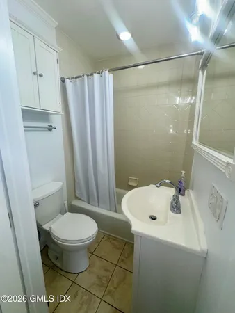 $4,200 | 6 Sherman Avenue, Unit 1, Greenwich, CT 06830