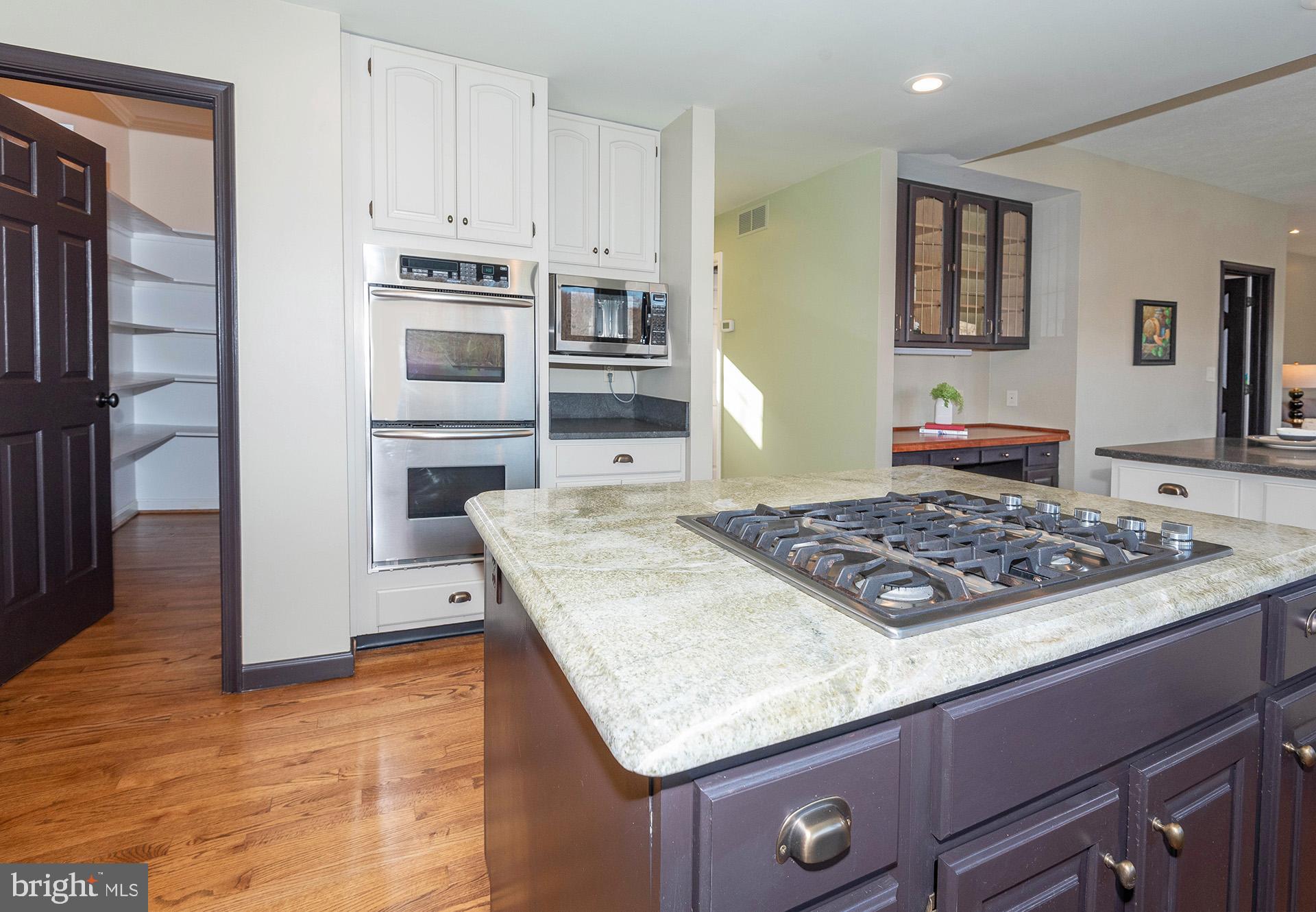 348 South River Clubhouse Road Edgewater, MD 21037 - Photo 22 of 74 Kitchen
