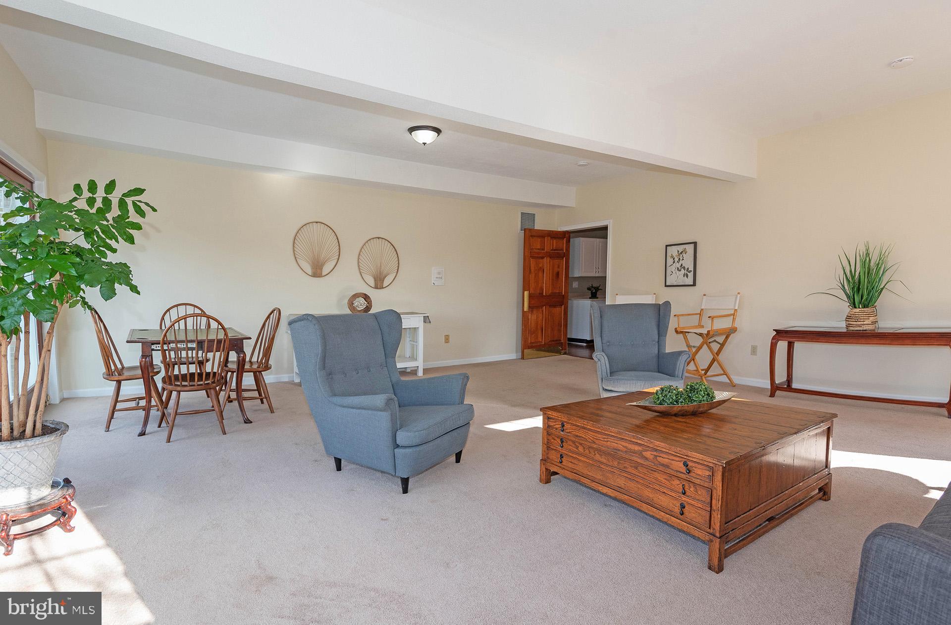 348 South River Clubhouse Road Edgewater, MD 21037 - Photo 33 of 74 Family Room