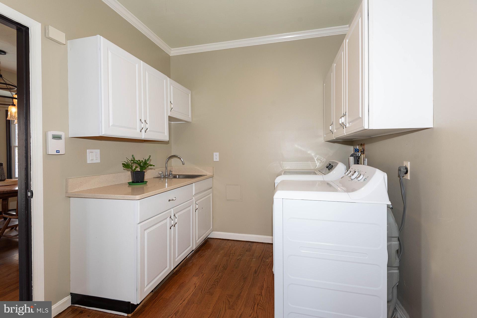 348 South River Clubhouse Road Edgewater, MD 21037 - Photo 54 of 74 Laundry/Mud Room: Main Level