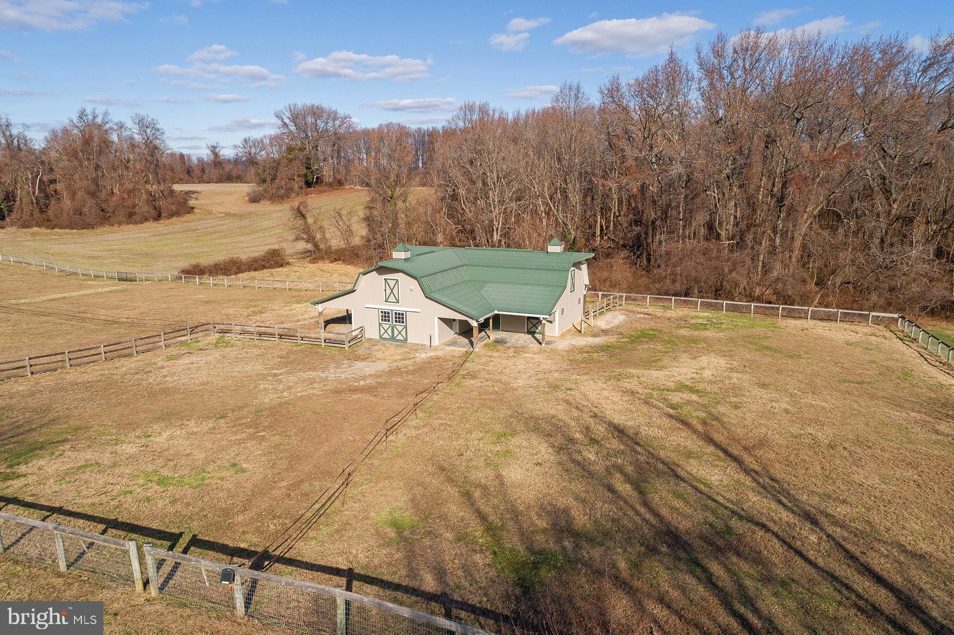 348 South River Clubhouse Road Edgewater, MD 21037 - Photo 59 of 74 Barn and Pastures