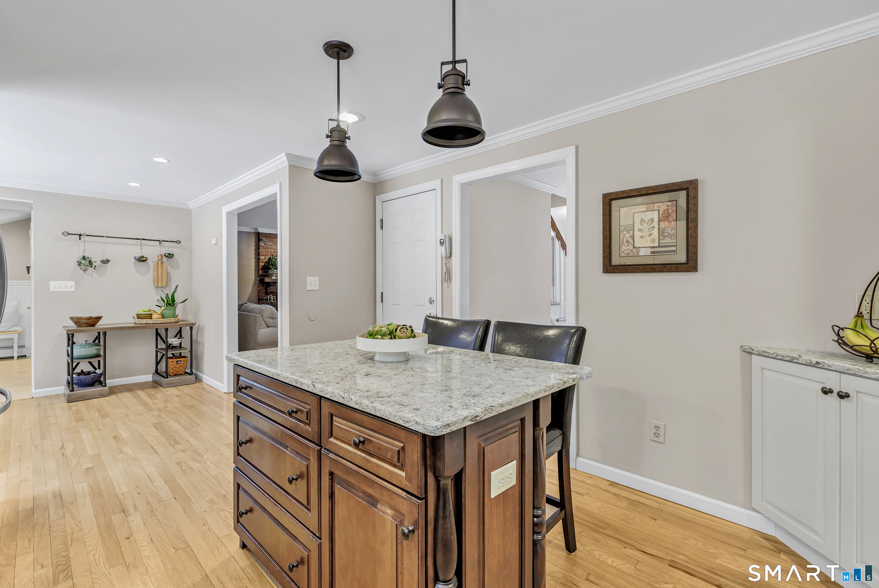 85 Teeter Rock Road Trumbull, CT 06611 - Photo 14 of 40