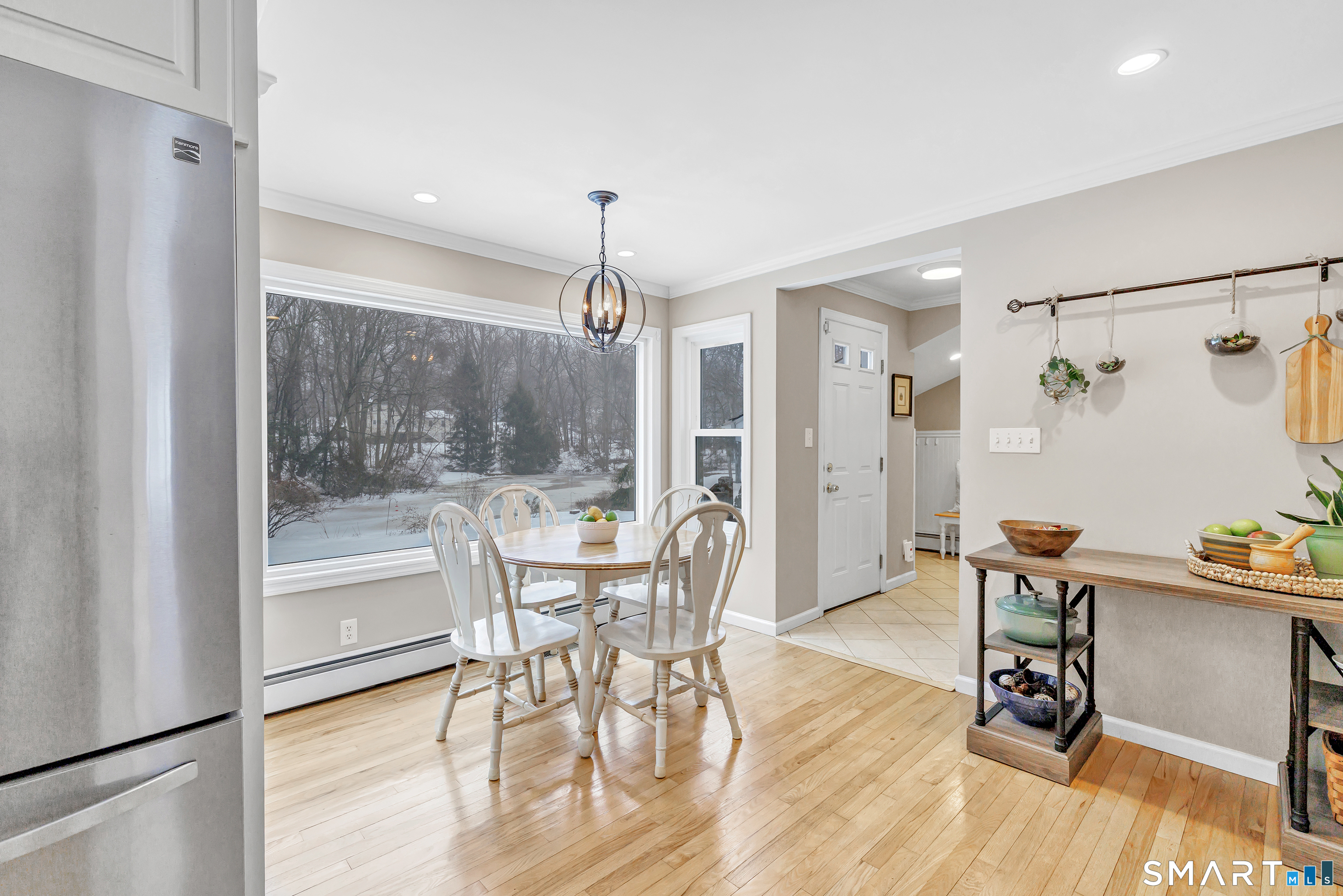 85 Teeter Rock Road Trumbull, CT 06611 - Photo 16 of 40