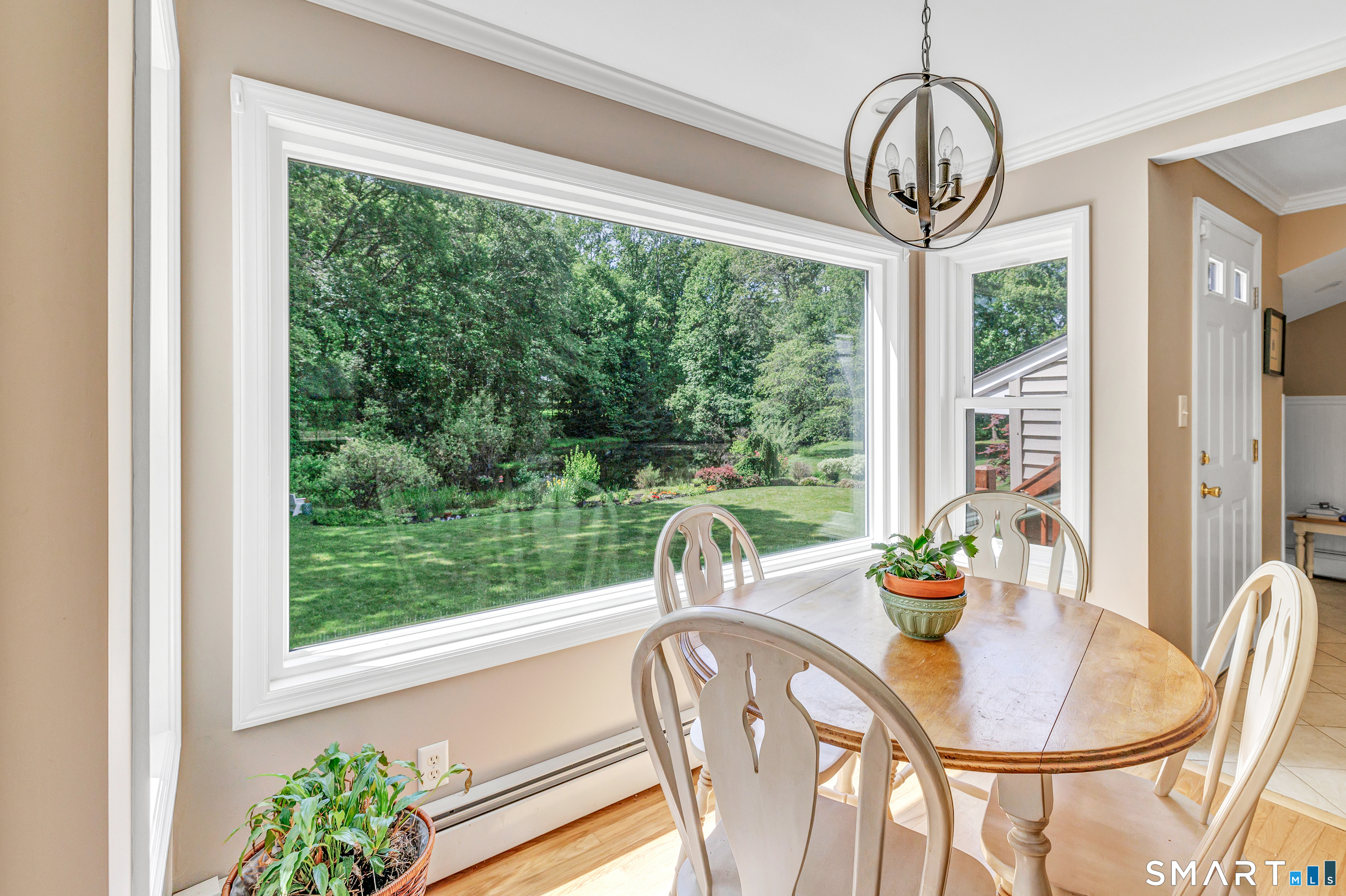 85 Teeter Rock Road Trumbull, CT 06611 - Photo 17 of 40