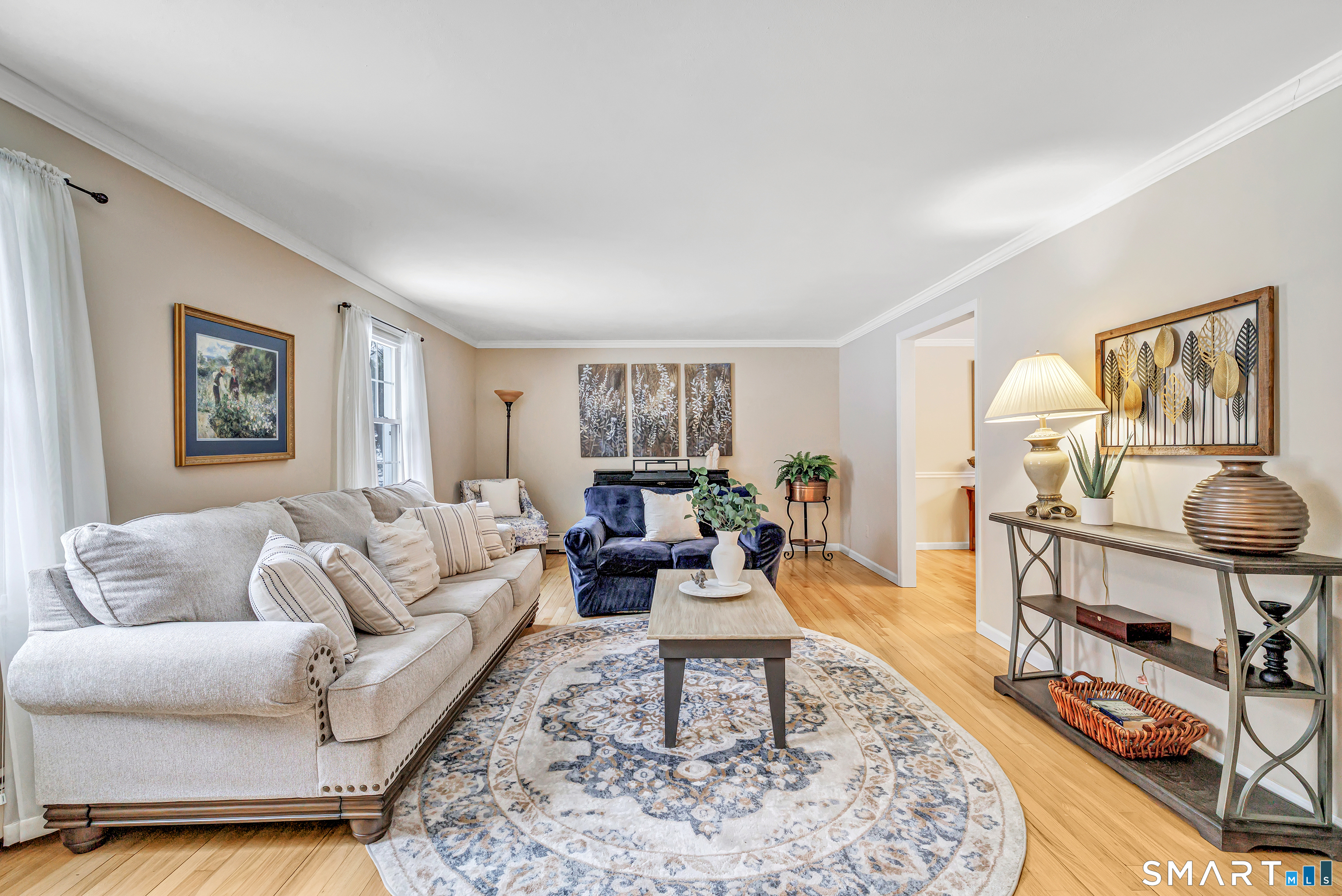 85 Teeter Rock Road Trumbull, CT 06611 - Photo 7 of 40