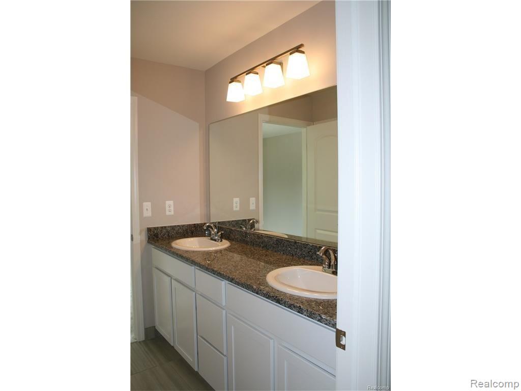 1236 Maple Drive Rochester, MI 48307 - Photo 28 of 31