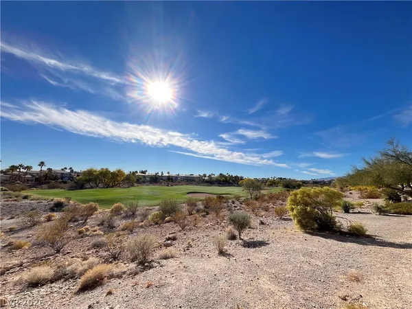 $2,045 | 1000 Duckhorn Court, Unit 101, Las Vegas, NV 89144
