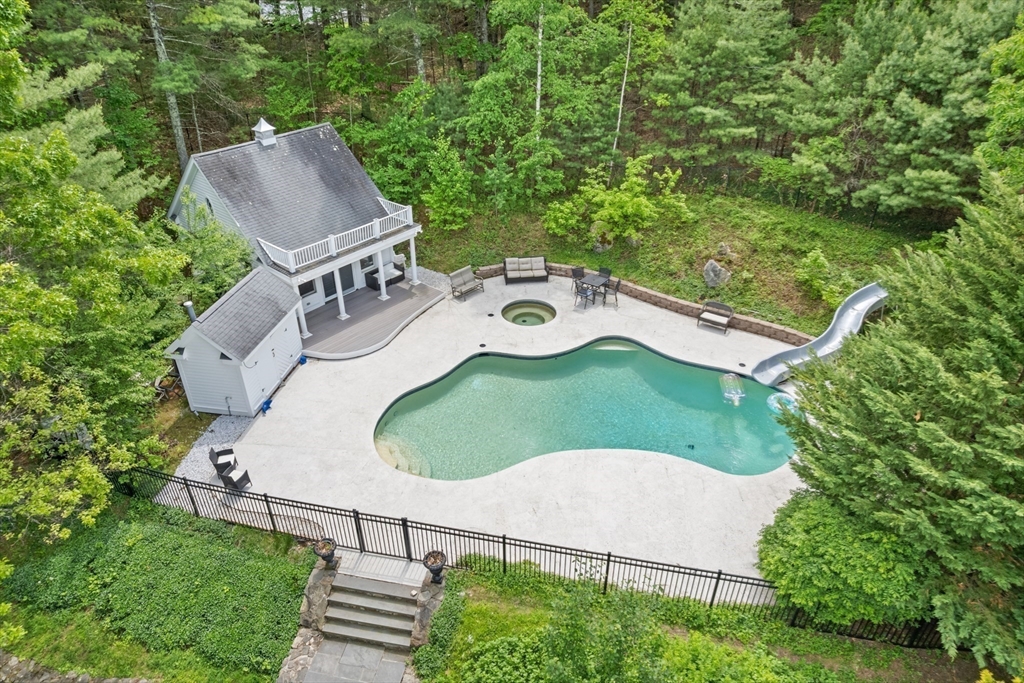 26 Woodridge Road Dover, MA 02030 - Photo 24 of 30