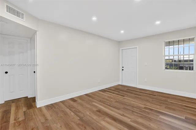 $2,300 | 4801 Northwest 33rd Avenue, Unit 4801, Miami, FL 33142