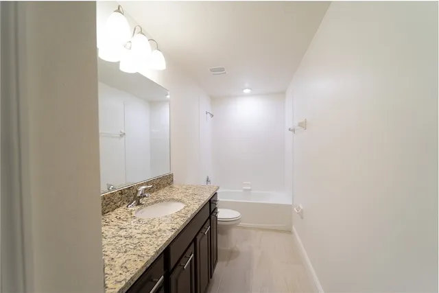 $3,595 | 2882 St Barts Square, Vero Beach, FL 32967