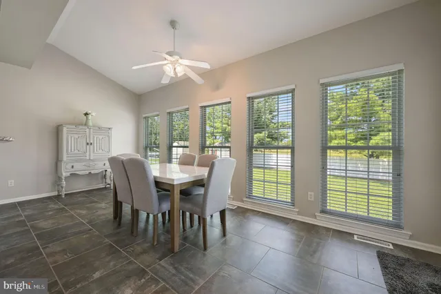 $584,000 | 16 East Shakespeare Drive, Middletown, DE 19709