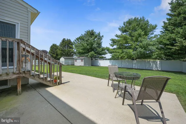 $584,000 | 16 East Shakespeare Drive, Middletown, DE 19709