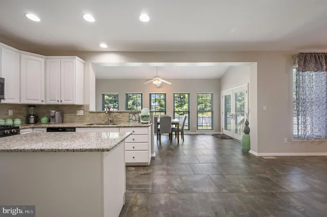 $584,000 | 16 East Shakespeare Drive, Middletown, DE 19709