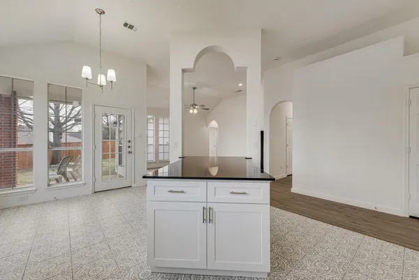 $2,100 | 1362 Mill Crossing, Garland, TX 75040