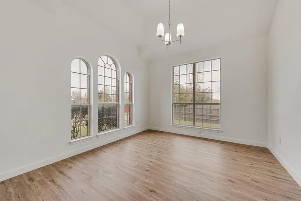 $2,100 | 1362 Mill Crossing, Garland, TX 75040