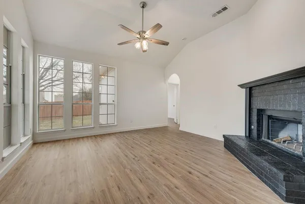 $2,100 | 1362 Mill Crossing, Garland, TX 75040