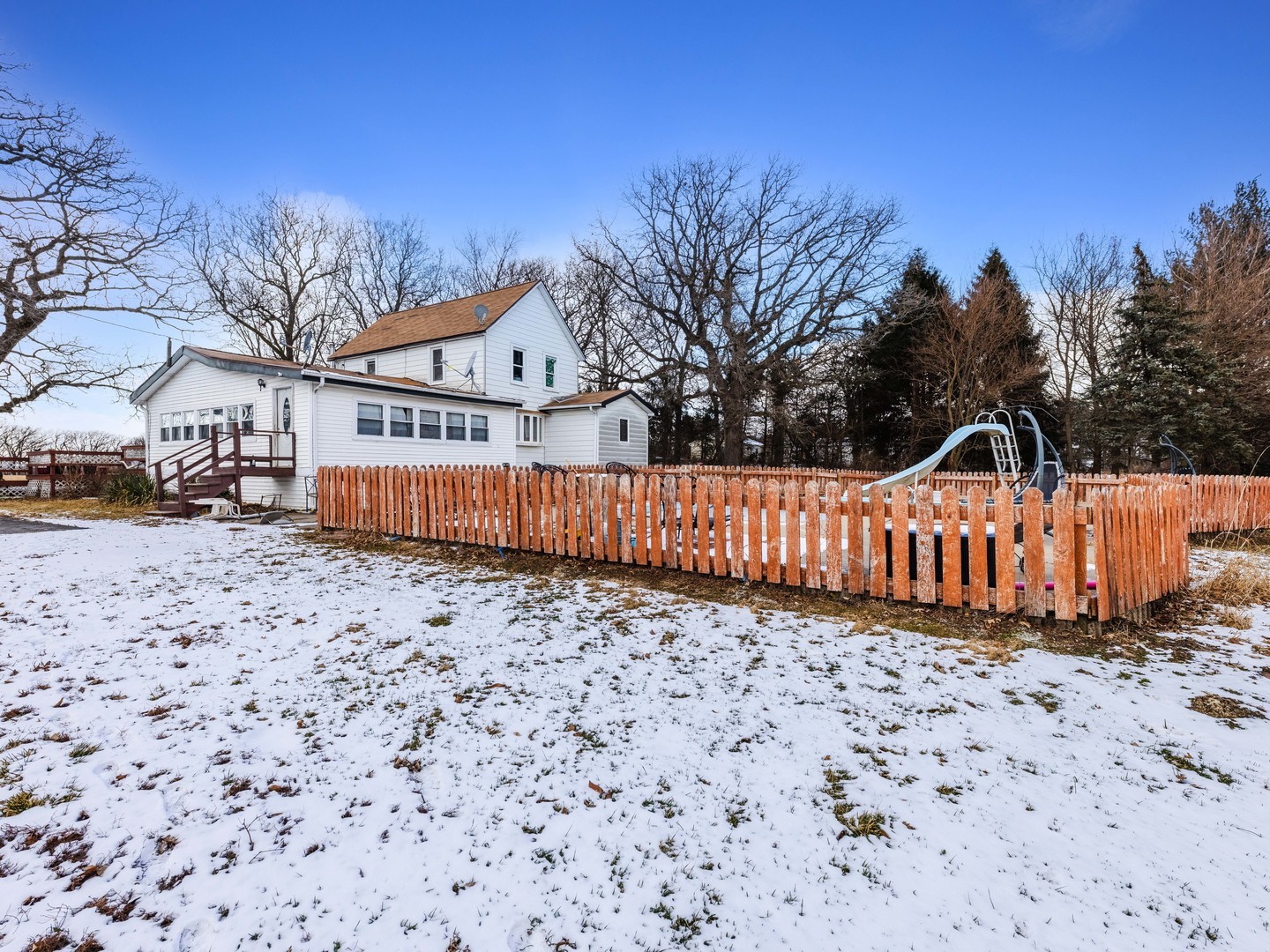 29153 South Klemme Road Beecher, IL 60401 - Photo 13 of 54 a view of a yard with wooden fence
