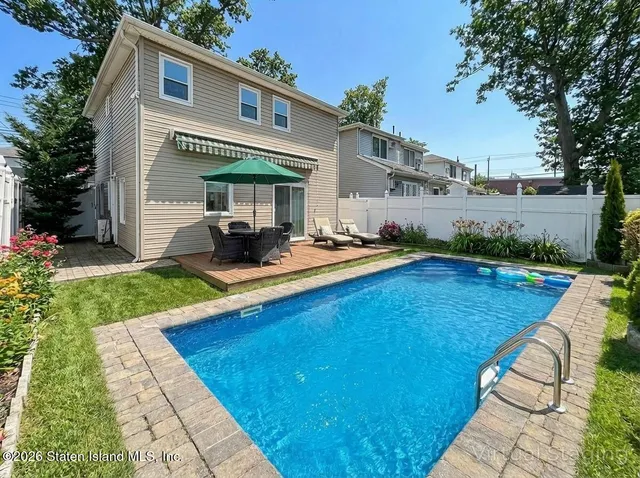 a picture of a refrigerator