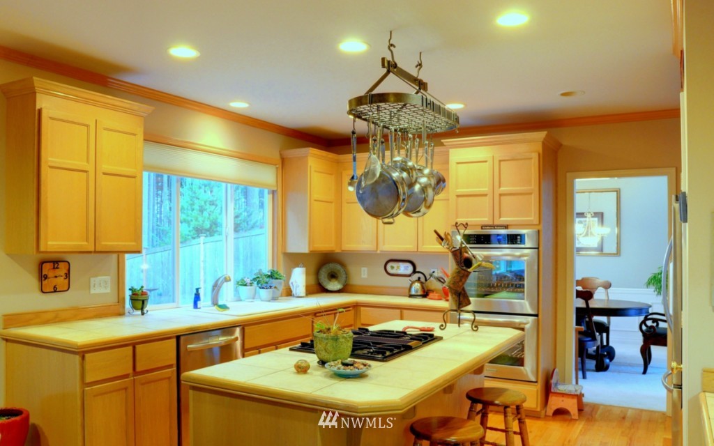 21506 30th Avenue Southeast Bothell, WA 98021 - Photo 5 of 15