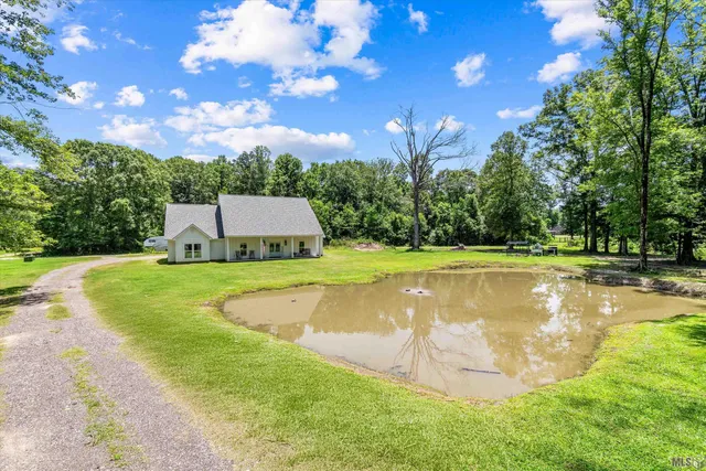 $775,000 | 16564 Old Settlement Road, Zachary, LA 70791