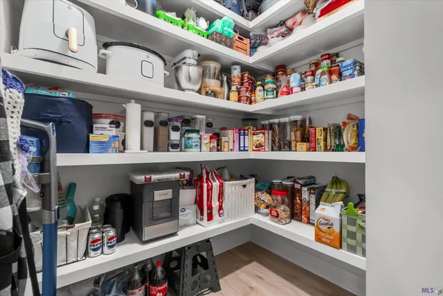 $775,000 | 16564 Old Settlement Road, Zachary, LA 70791