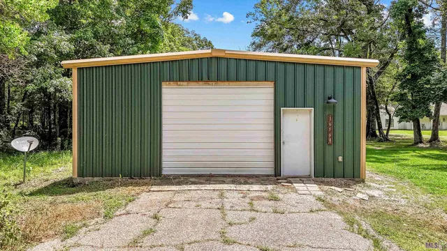 $775,000 | 16564 Old Settlement Road, Zachary, LA 70791