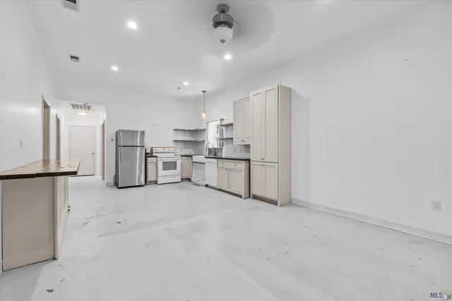 $775,000 | 16564 Old Settlement Road, Zachary, LA 70791