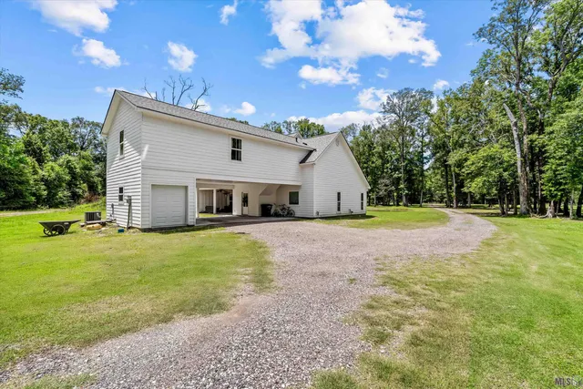 $775,000 | 16564 Old Settlement Road, Zachary, LA 70791