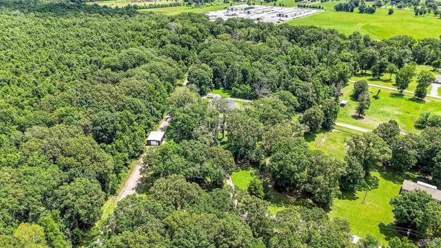 $775,000 | 16564 Old Settlement Road, Zachary, LA 70791