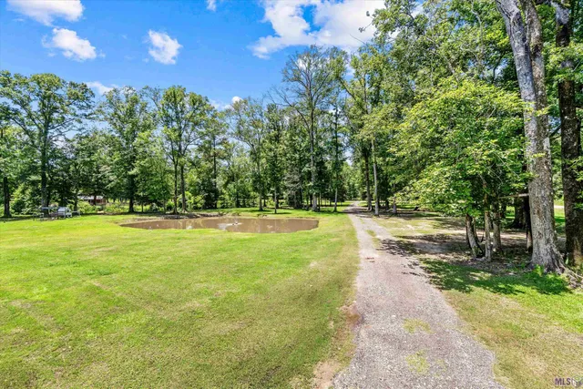 $775,000 | 16564 Old Settlement Road, Zachary, LA 70791