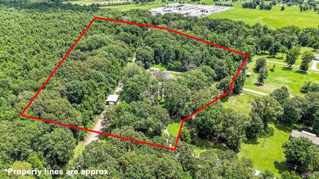 $775,000 | 16564 Old Settlement Road, Zachary, LA 70791