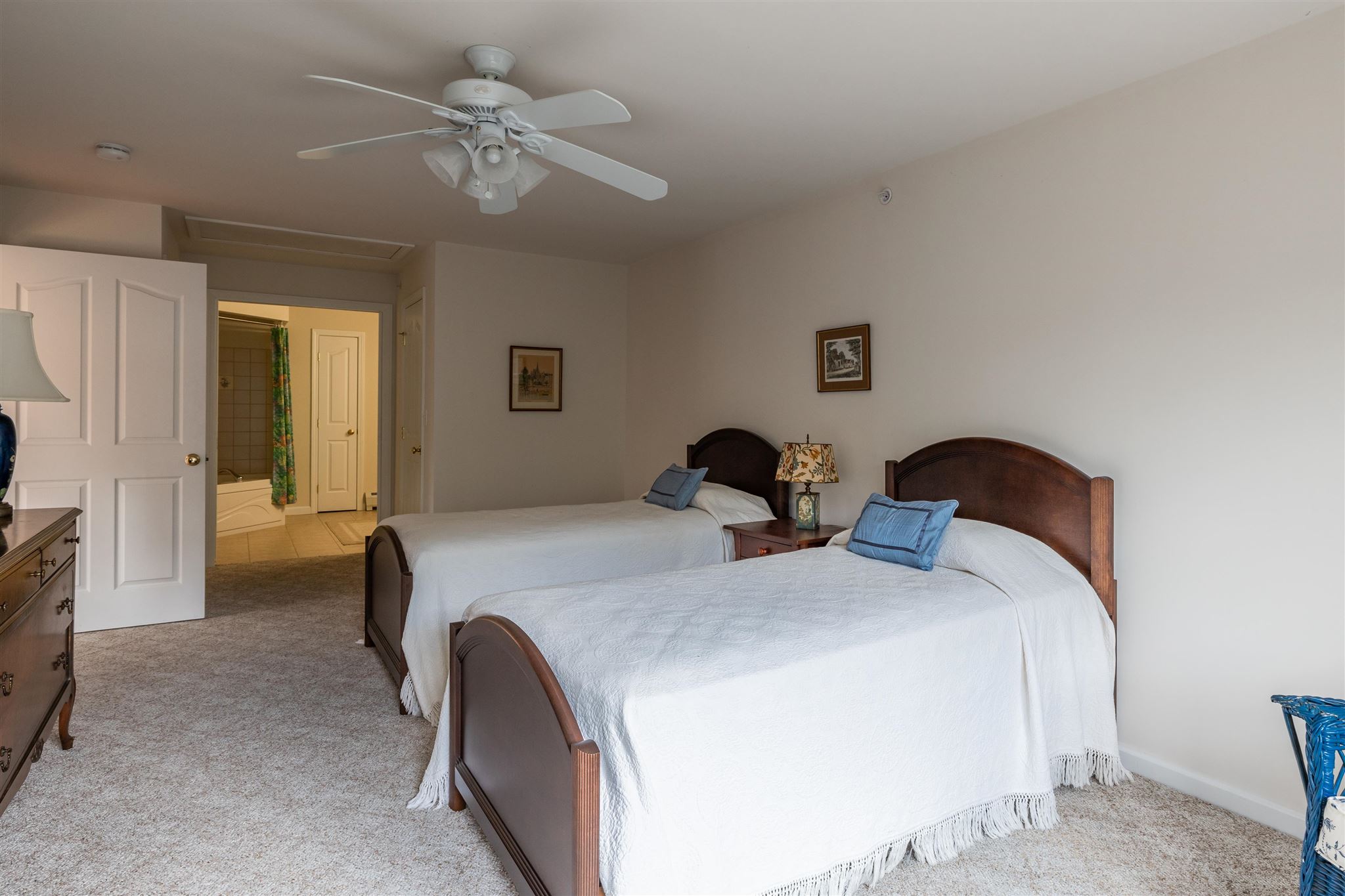 29 Claire Point Road, Unit 29 Burlington, VT 05408 - Photo 24 of 35 Gallery Image 24