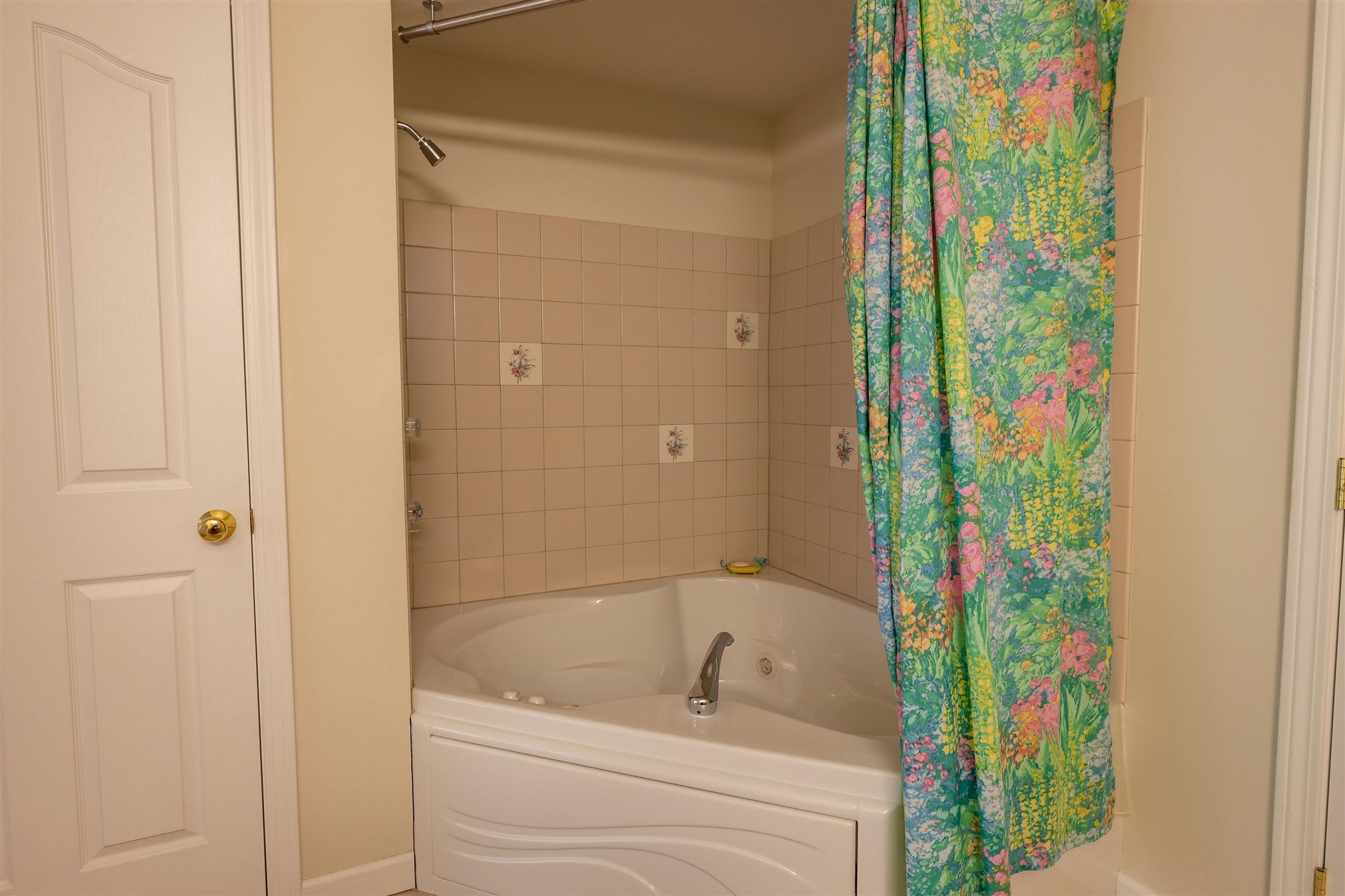 29 Claire Point Road, Unit 29 Burlington, VT 05408 - Photo 26 of 35 Gallery Image 26