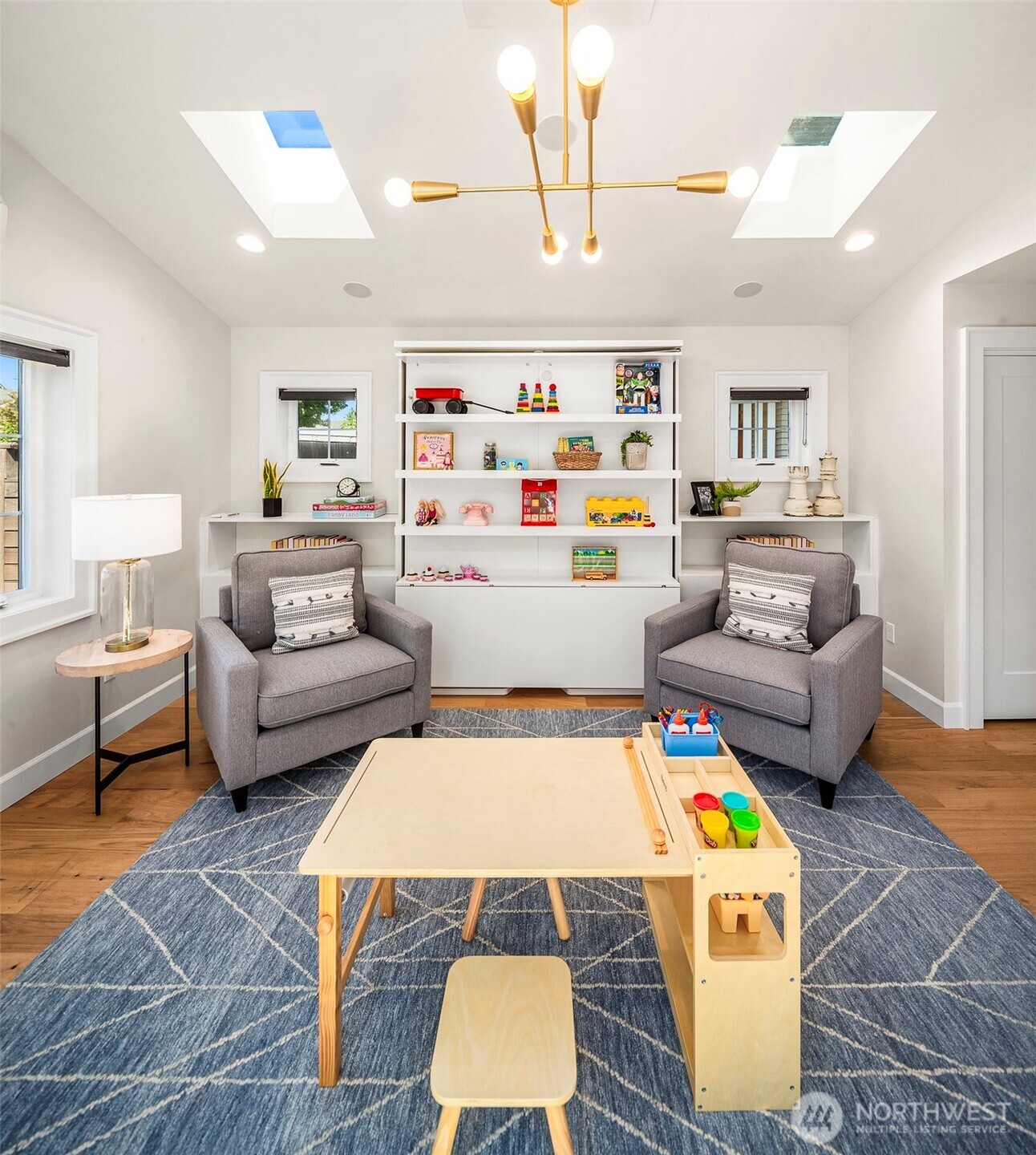 738 North 73rd Street Seattle, WA 98103 - Photo 16 of 29