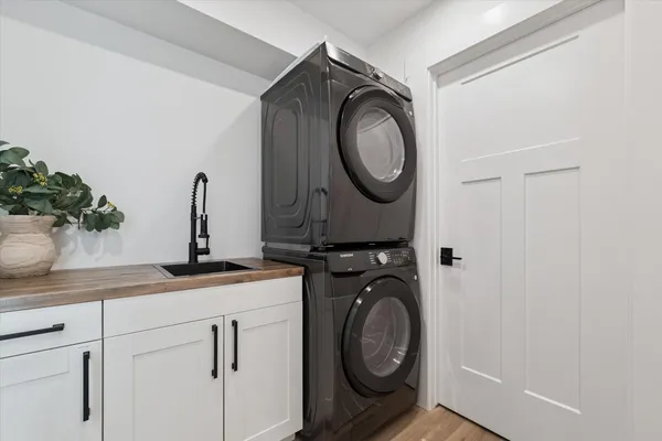 $1,499,900 | 9098 Dexter-Pinckney Road, Pinckney, MI 48169