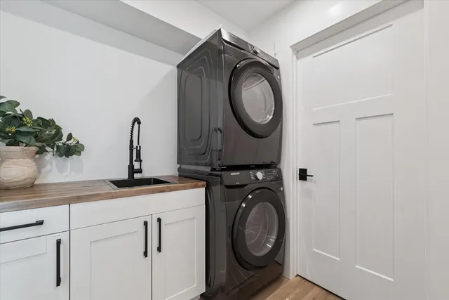 $1,499,900 | 9098 Dexter-Pinckney Road, Pinckney, MI 48169