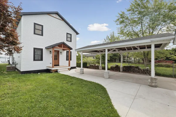 $1,499,900 | 9098 Dexter-Pinckney Road, Pinckney, MI 48169