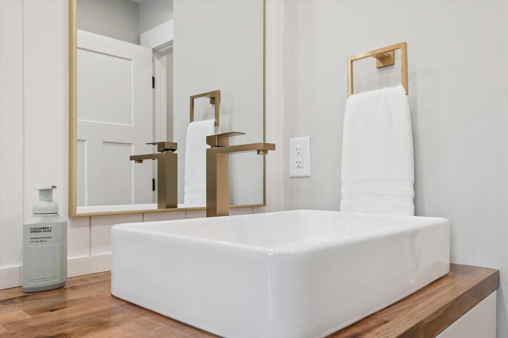 9098 Dexter-Pinckney Road Pinckney, MI 48169 - Photo 31 of 88 28-9098-Dexter-Pinckney-Rd-Pinckney-MI-4